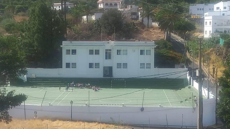 El comedor del colegio del Valle de Agaete, abocado al cierre