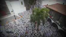 Indianos en la Plaza de España.