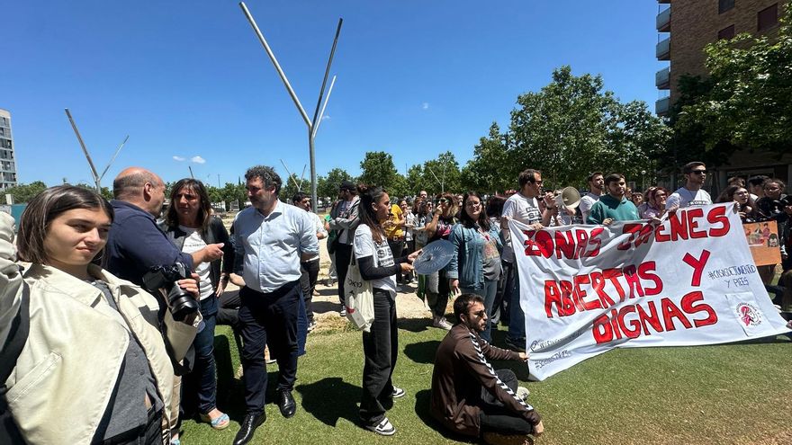 Los trabajadores de las zonas jóvenes de Zaragoza se ponen en huelga: "Estamos en riesgo real de desaparición”