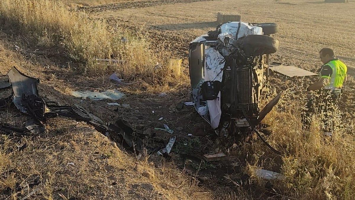 Accidente de tráfico en la rotonda de Campomayor (Badajoz)