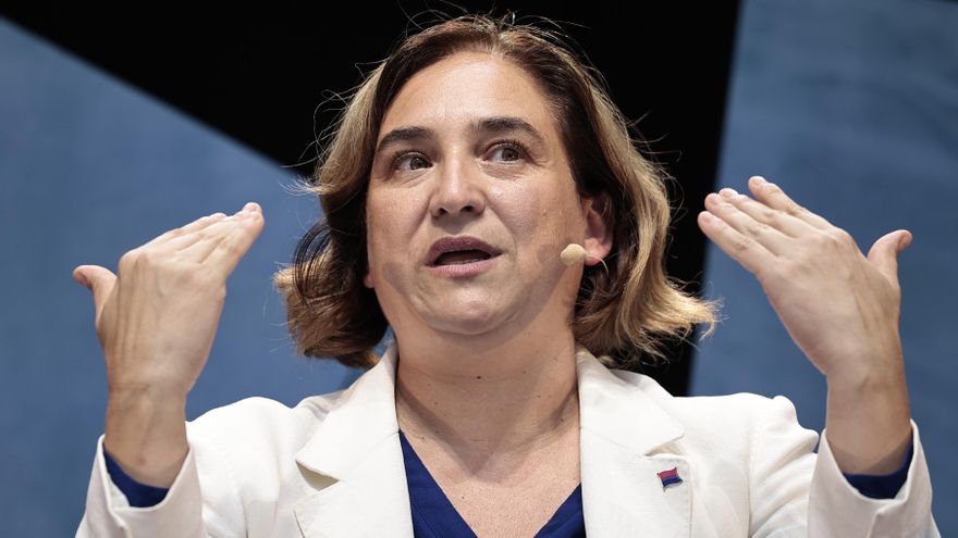 Colau mantiene al grueso de sus concejales en su lista electoral y ficha al activista contra los coches Guille López