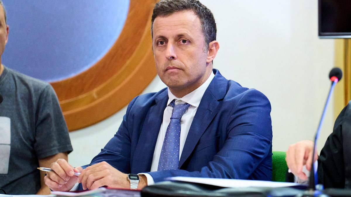 El juez Acayro recurrirá su condena ante el Tribunal Europeo de Derechos Humanos tras la negativa del Constitucional a revisar su  caso