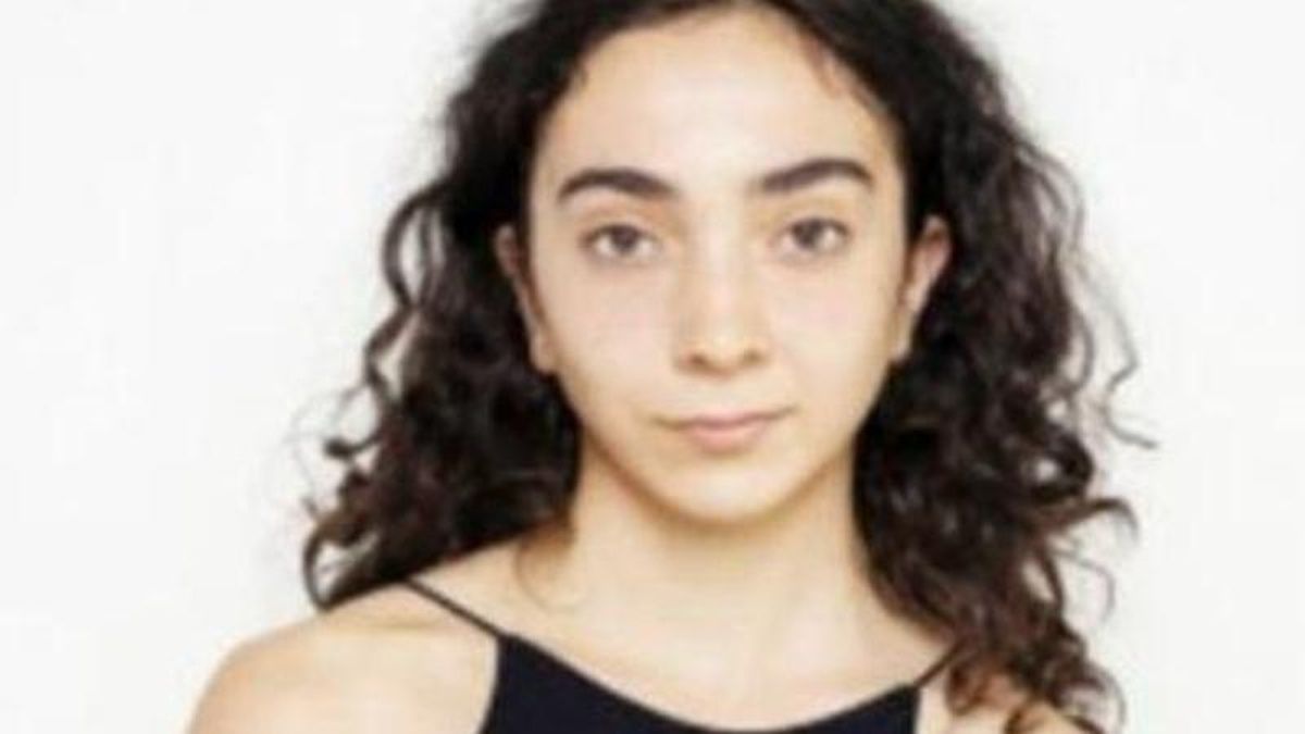 ALBA RUDIEZ PALACIOS 21 años