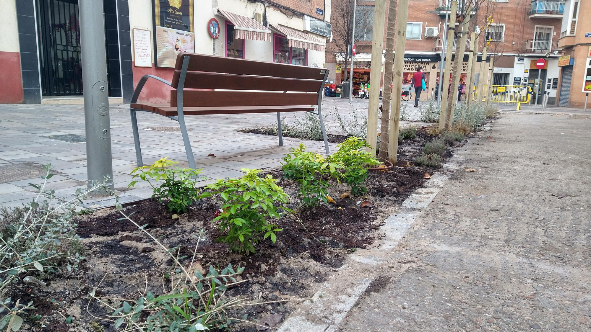 Vista de la plaza de la Remonta reformada