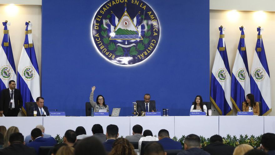 El Congreso salvadoreño aprueba ley que grava con un impuesto del 30 % a donaciones de ONG