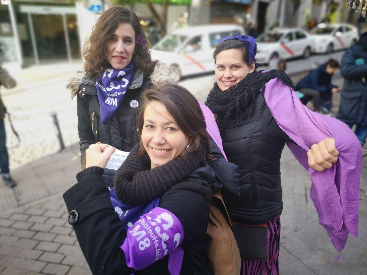 Algunas de las participantes en las movilizaciones matinales del 8M en Madrid. Alejandro Navarro.