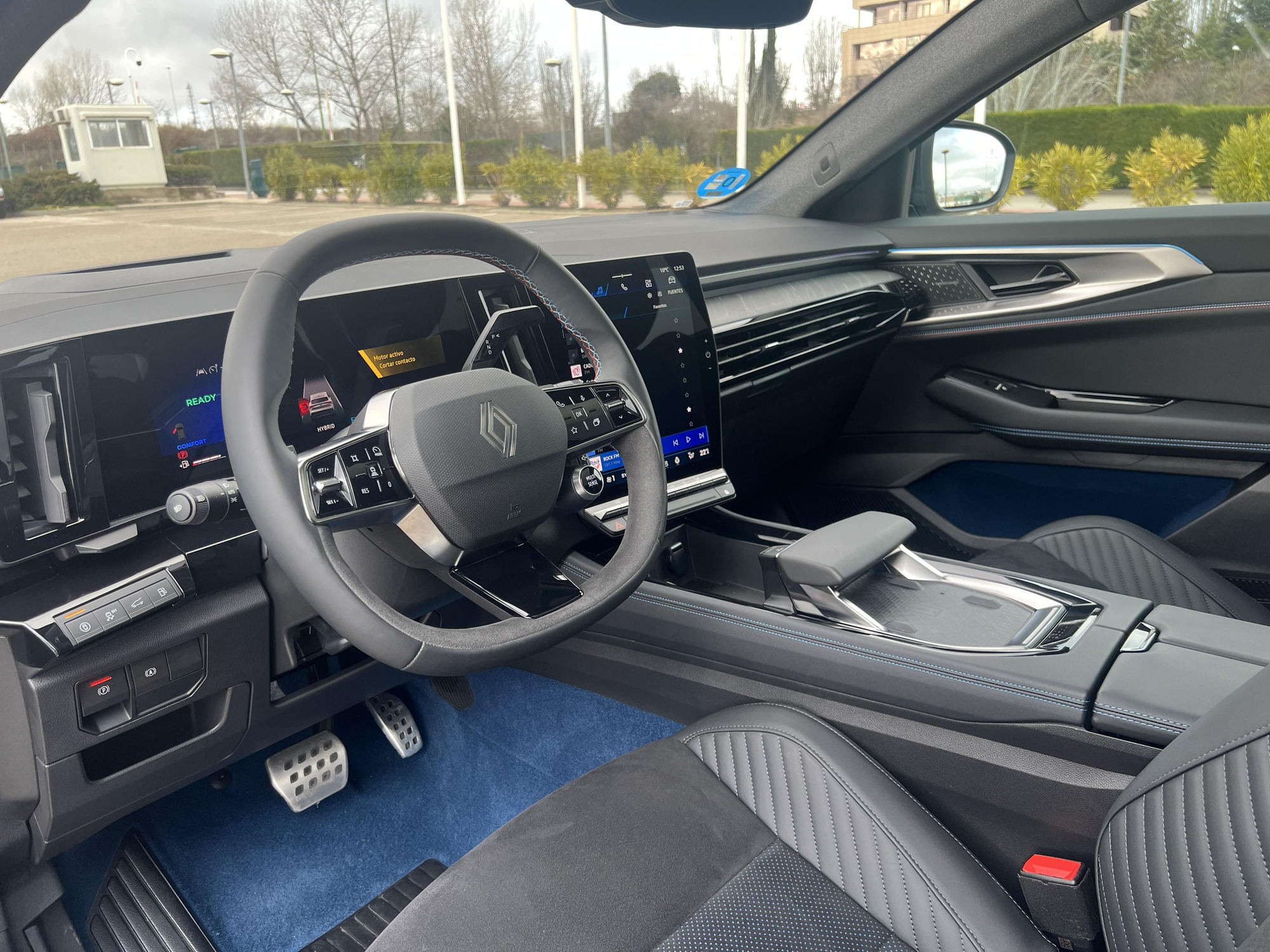 Puesto de conducción del Rafale en su versión más lujosa.