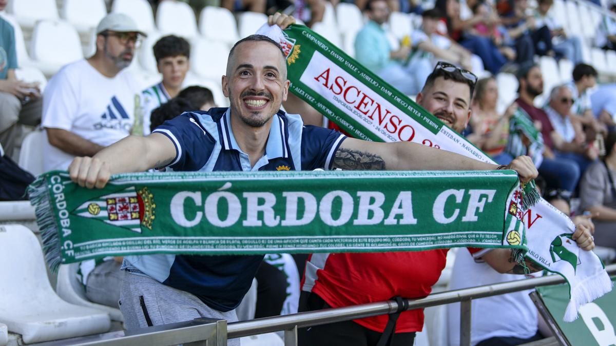 Grada Blanquiverde del Córdoba CF - Sporting de Gijón