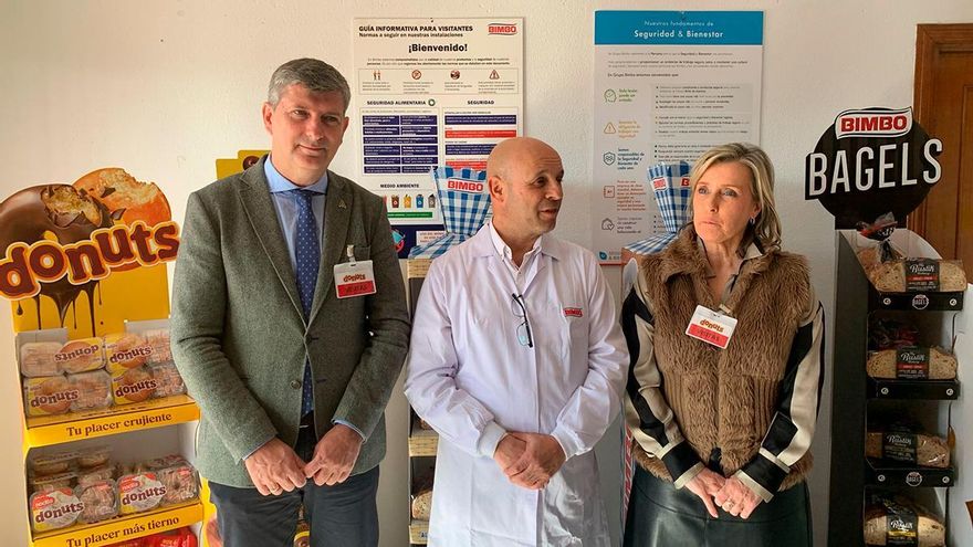 La Junta respalda con 4,3 millones de euros una nueva línea de producción de Bimbo en Puente Genil