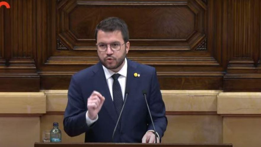 Aragonès durante la investidura
