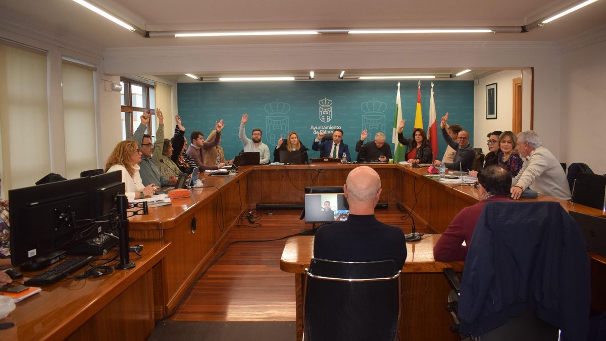 Piélagos aprueba un presupuesto de 26,1 millones en 2026 y creará el autobús municipal