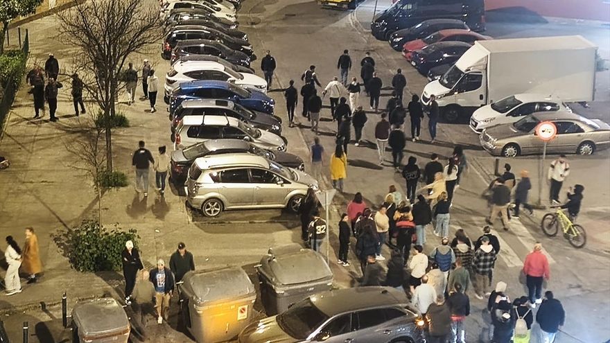 él "abandonar" Las instituciones encienden la mecha de la autogestión comunitaria en el barrio sevillano de la Macarena