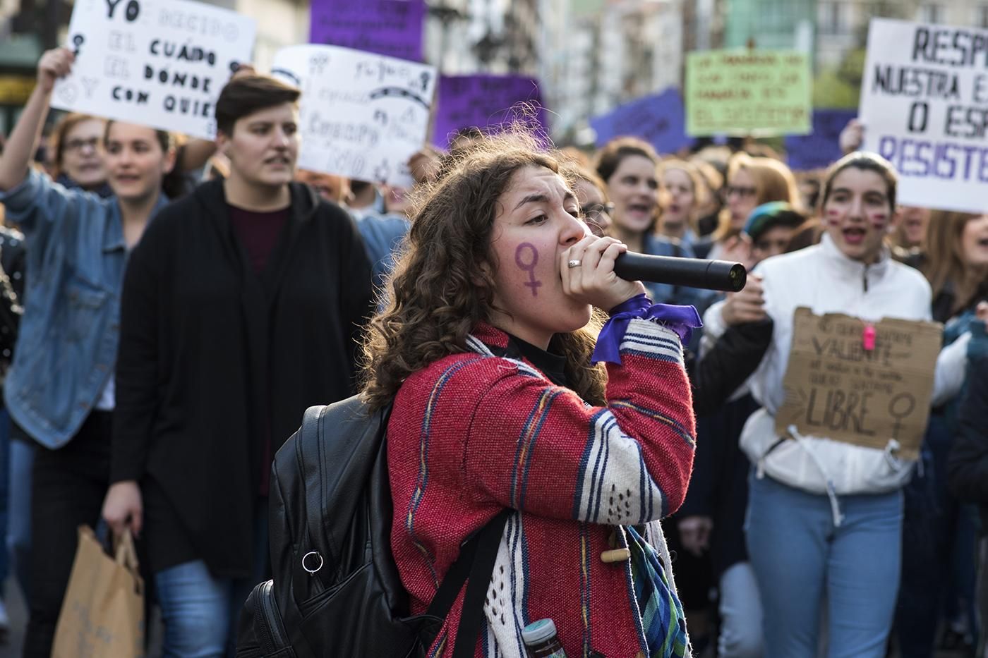 Manifestación feminista contra la sentencia de 'la Manada' en Santander. | JOAQUÍN GÓMEZ SASTRE
