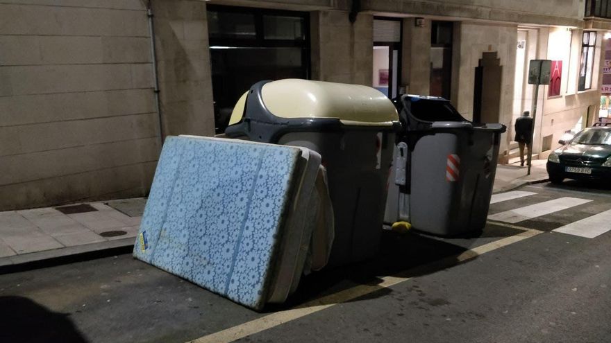 El Ayuntamiento denuncia a Ascan por la retirada de contenedores de basura en Santander