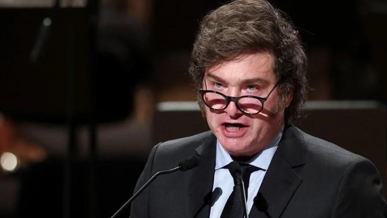 Al mando de una ola reaccionaria, Milei encuentra complicidades impensadas  - elDiarioAR.com