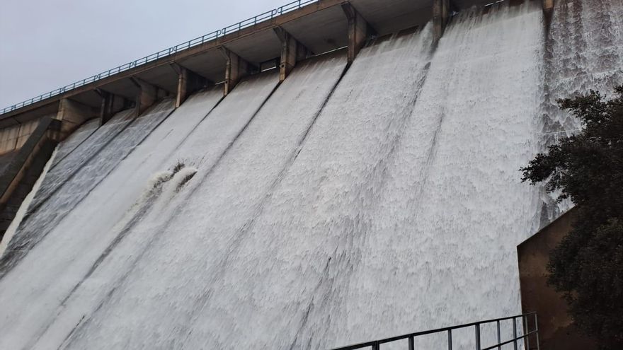 Castilla-La Mancha envía un Es-Alert a los ribereños del río Bullaque: la presa de Torre de Abraham está soltando agua