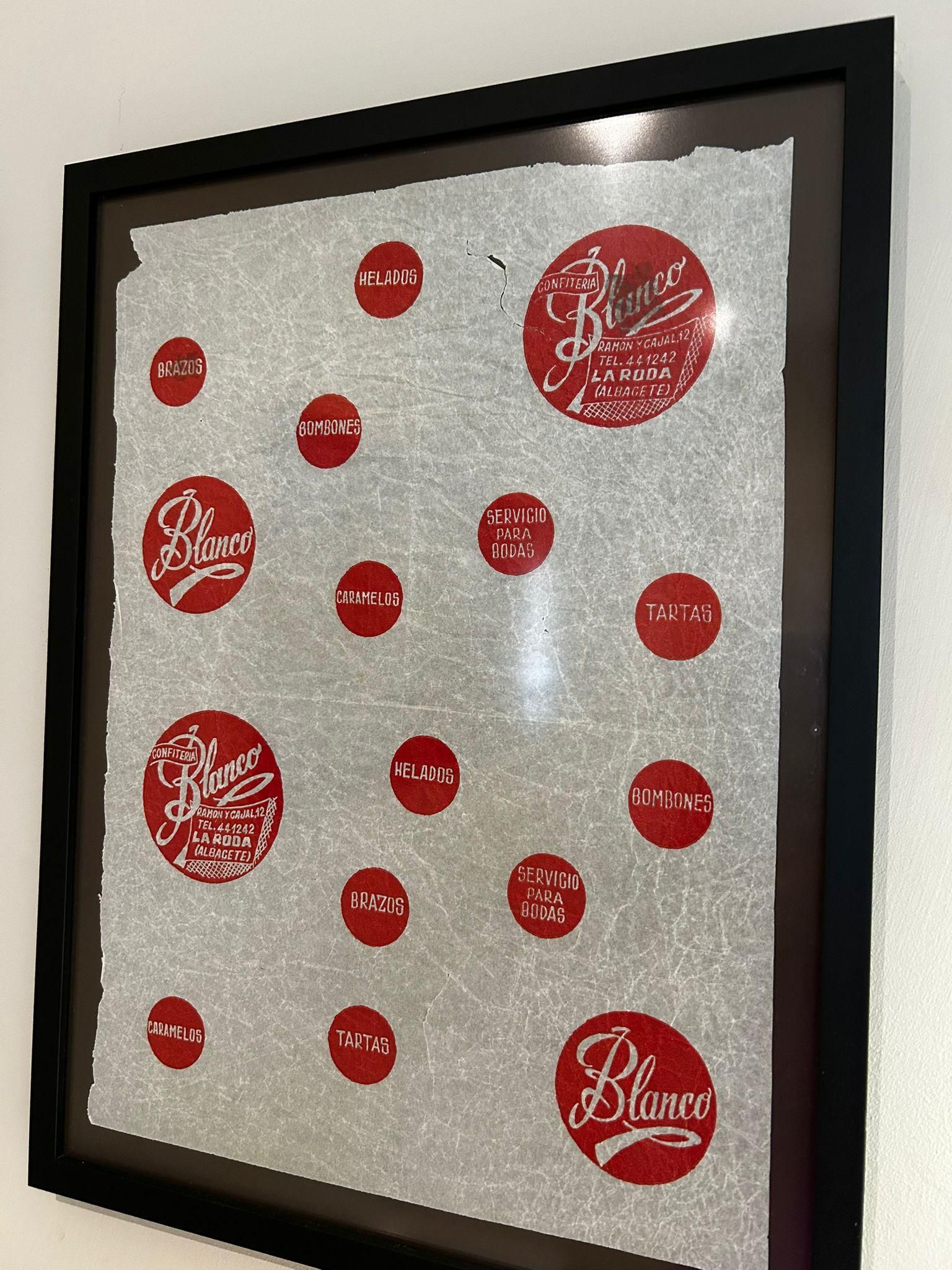 Antiguo papel de la confitería de Manuel Blanco que utilizaban para el envasado de los dulces