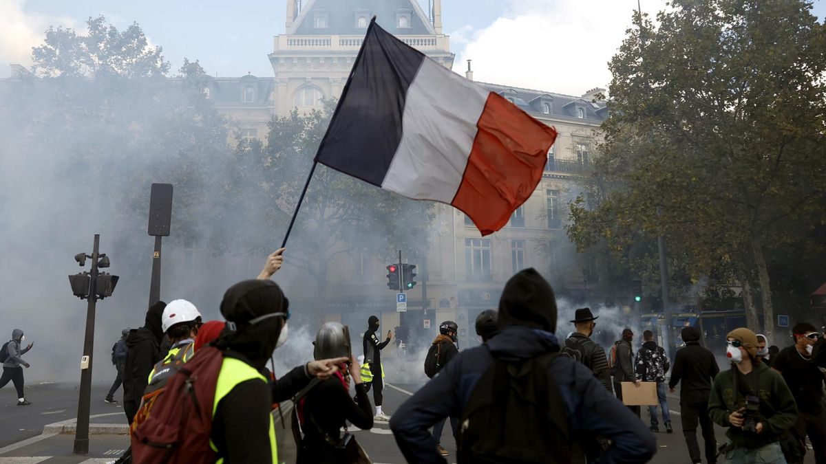 Manifestantes en París durante la jornada de protestas de este sábado en toda Francia.