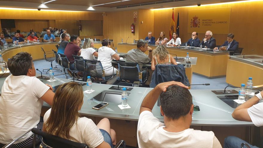 Los comités de Siro alcanzan "un principio de acuerdo" tras 15 horas de reunión con el Ministerio de Industria en Madrid