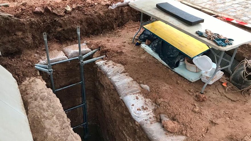 Fin de una nueva exhumación en Manzanares: se han recuperado los cuerpos de 13 represaliados del franquismo enterrados en 1940