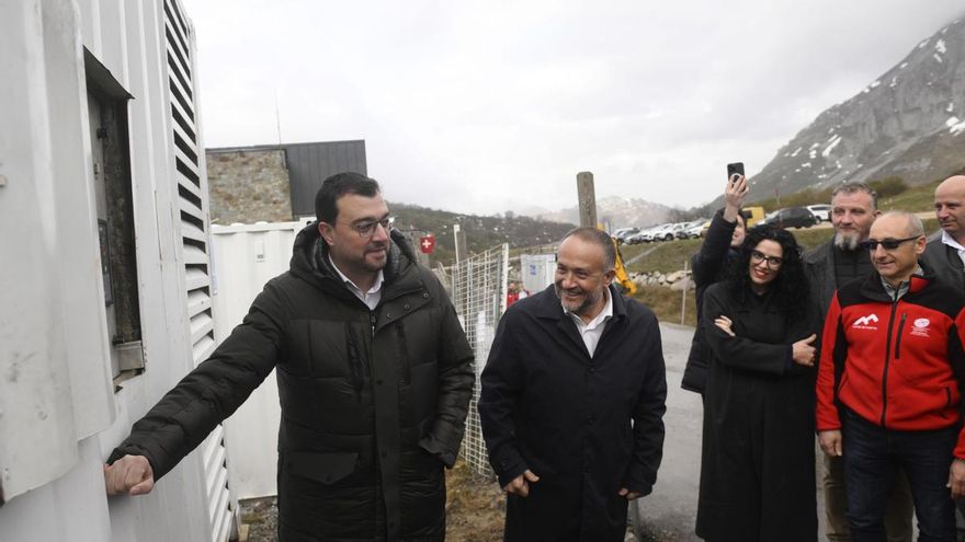 León y Asturias conectan eléctricamente sus estaciones de esquí tras años de retraso y "cuentas de la vieja"