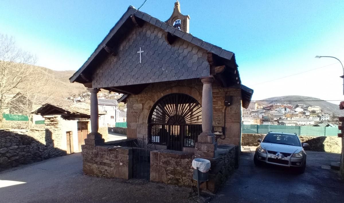 Capilla del Cristo de Caboalles de Abajo.