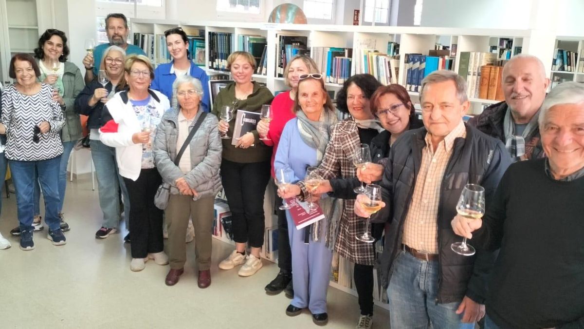 El binomio entre vino y emociones protagoniza un encuentro cultural en Fuencaliente