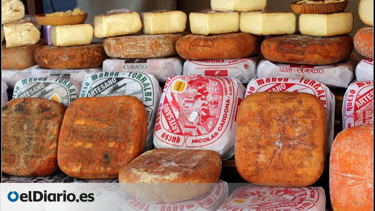 El queso menorquín que se reconoce por su forma cuadrada y sus bordes redondeados
