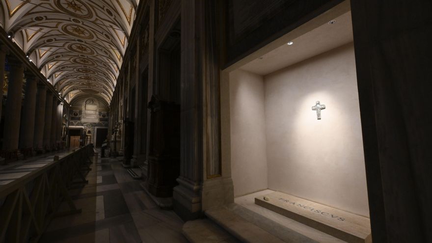 La sepultura de Francisco, otra meta de peregrinación en Roma
