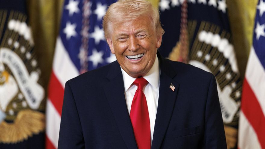 Trump ordena “posponer” los ataques contra plantas energéticas de Irán tras unas “conversaciones buenas” que Teherán niega