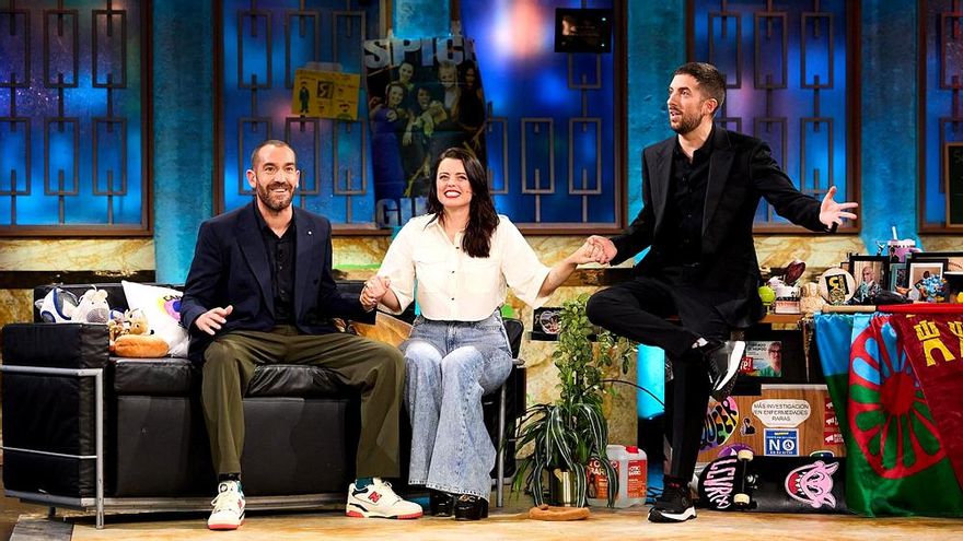 Broncano descubrió en 'La Revuelta' en directo la fumata blanca y la aparición de Grison en una serie que no puede contar