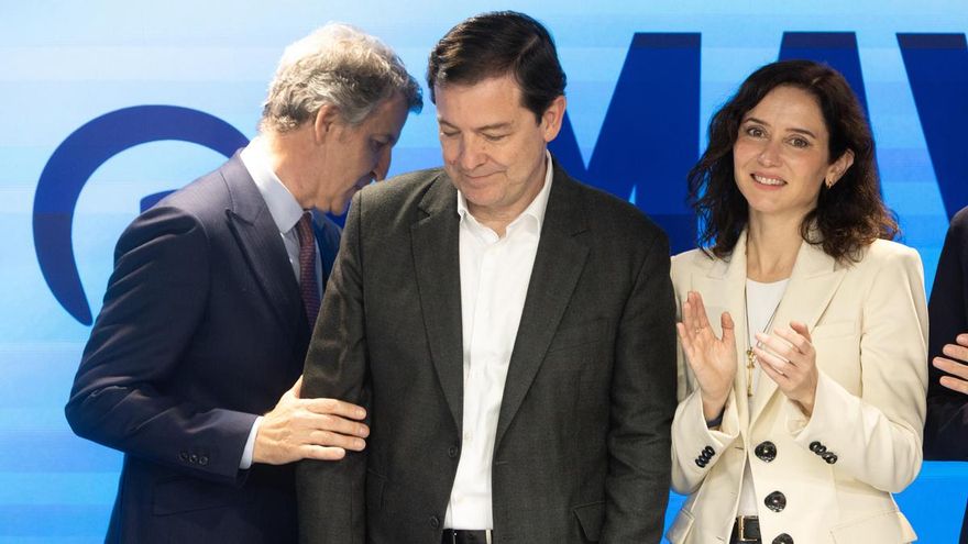 El PP asume que Vox marca los tiempos en las negociaciones de Extremadura, Aragón y Castilla y León