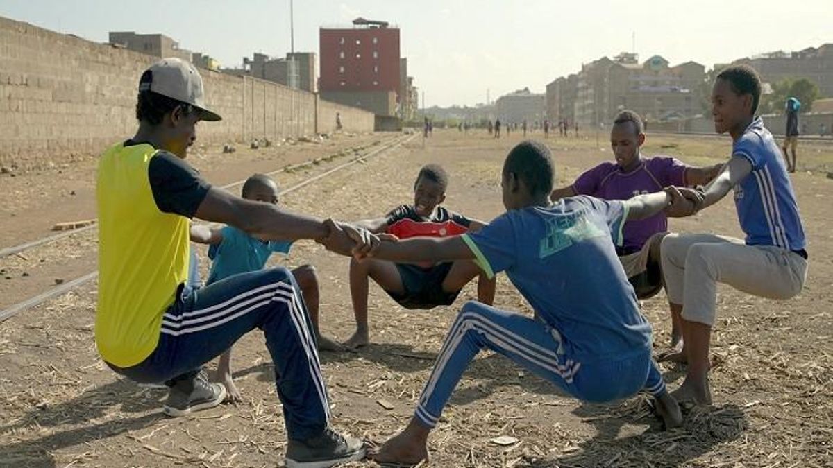 Imagen del documental 'Pequeños acróbatas'.