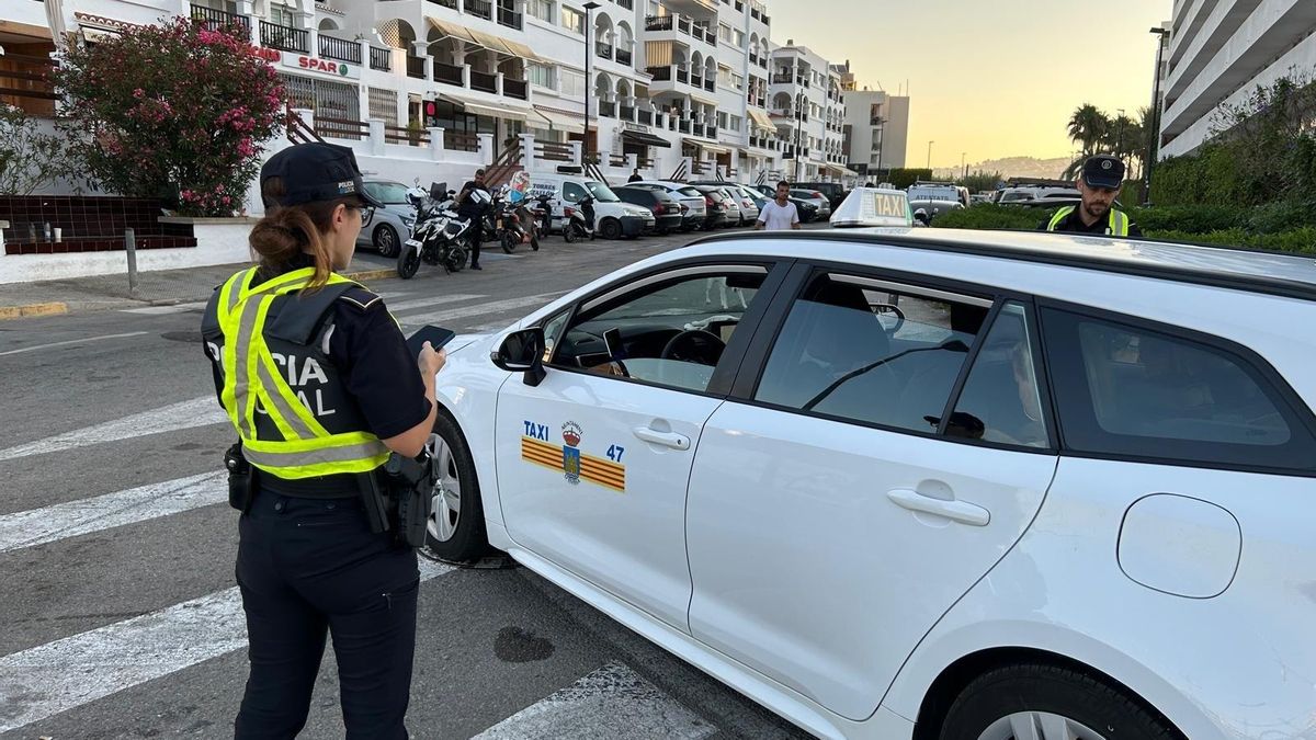 Un taxista condenado por agresión sexual sigue trabajando en Ibiza: "Deben retirarle la licencia por las víctimas del futuro"