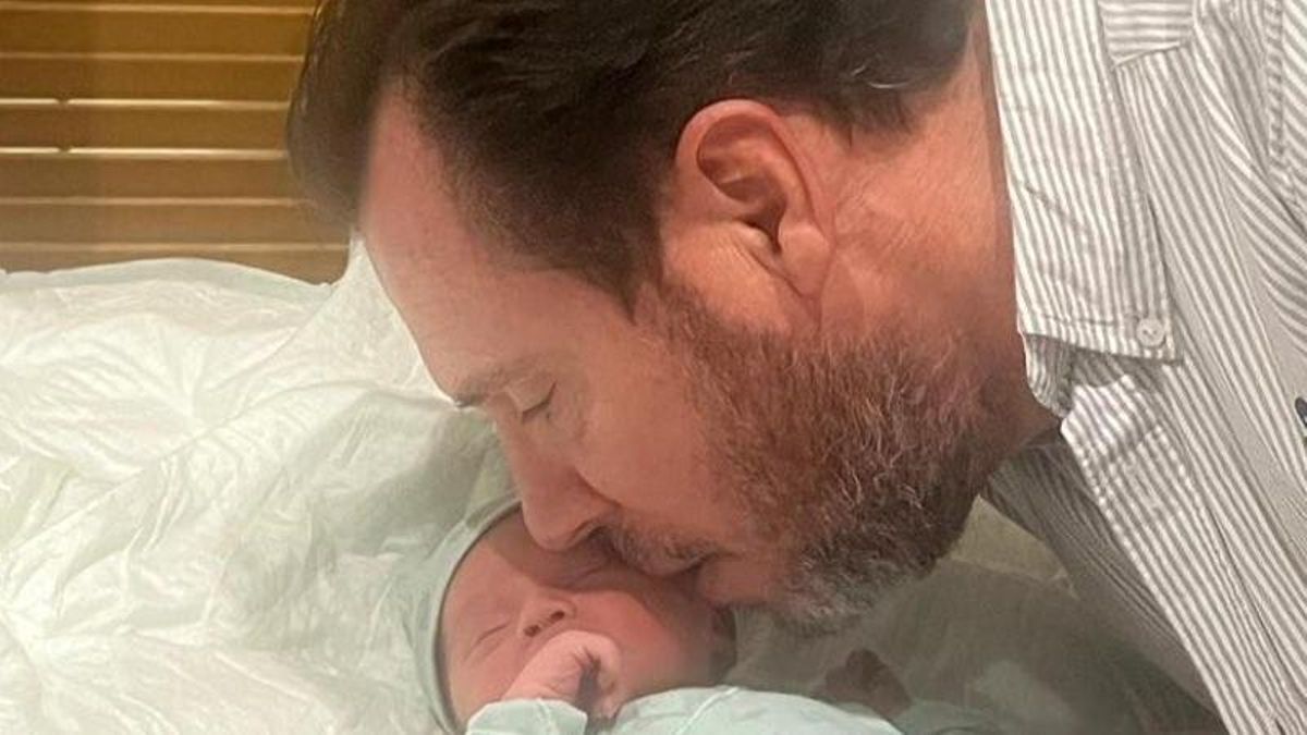 Puente presenta a su hijo