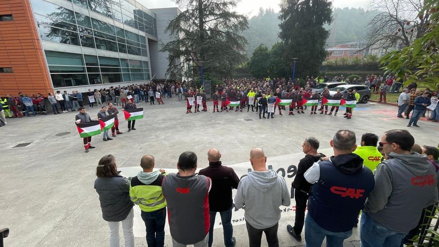 La plantilla de CAF para una hora contra el "cinismo" de la empresa, que defiende su contrato en Israel