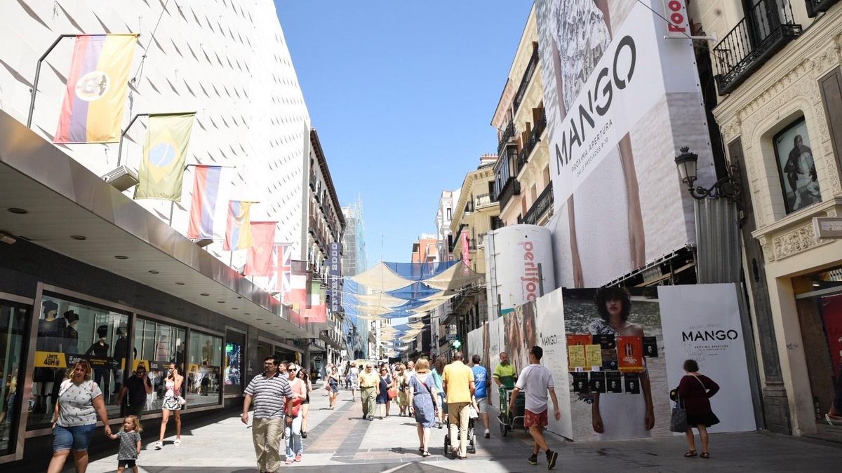 Archivo - La calle Preciados de Madrid