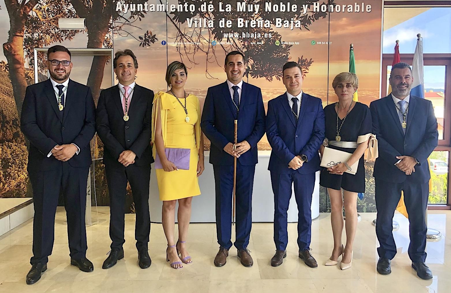 Borja Pérez con su equipo de Gobierno.