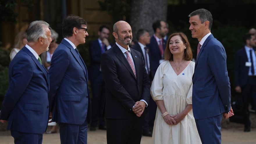 Pedro Rollán, Francina Armengol y Pedro Sánchez, a su llegada a la XXVIII Conferencia de Presidentes, en Palau de Pedralbes de Barcelona, a 6 de junio de 2025, en Barcelona, Catalunya