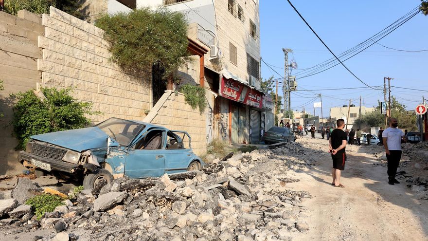 Palestinians check damage after Israeli raids at Jenin refugee camp