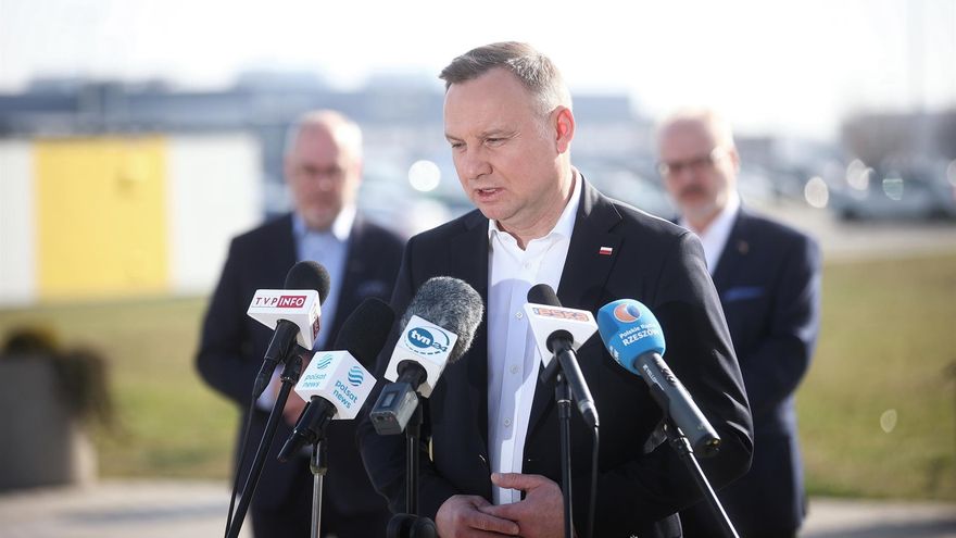 El presidente de Polonia Andrzej Duda a su llegada desde Kiev
