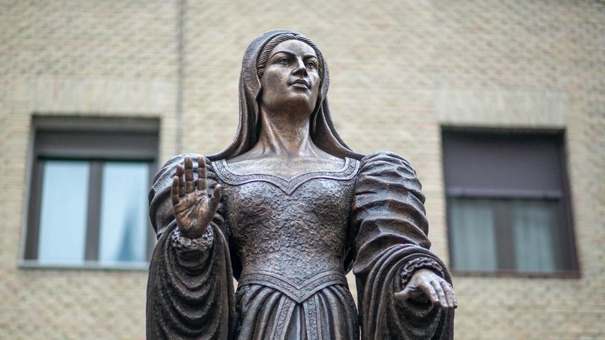 La histórica líder comunera María Pacheco ya tiene estatua en Toledo