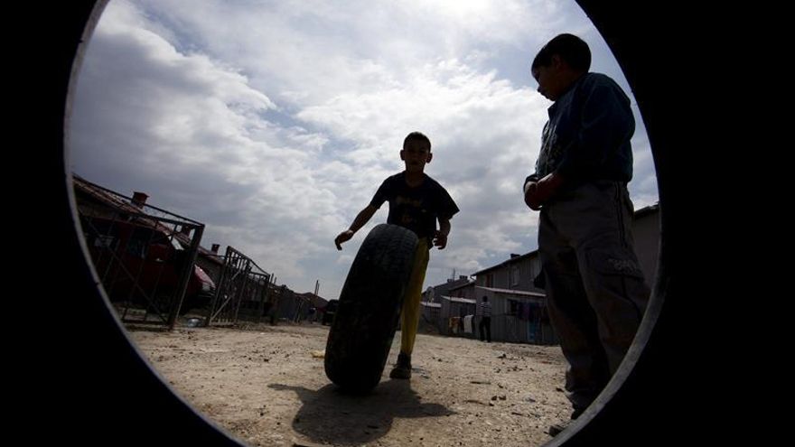 AI denuncia la situación de las familias gitanas desalojadas en Belgrado