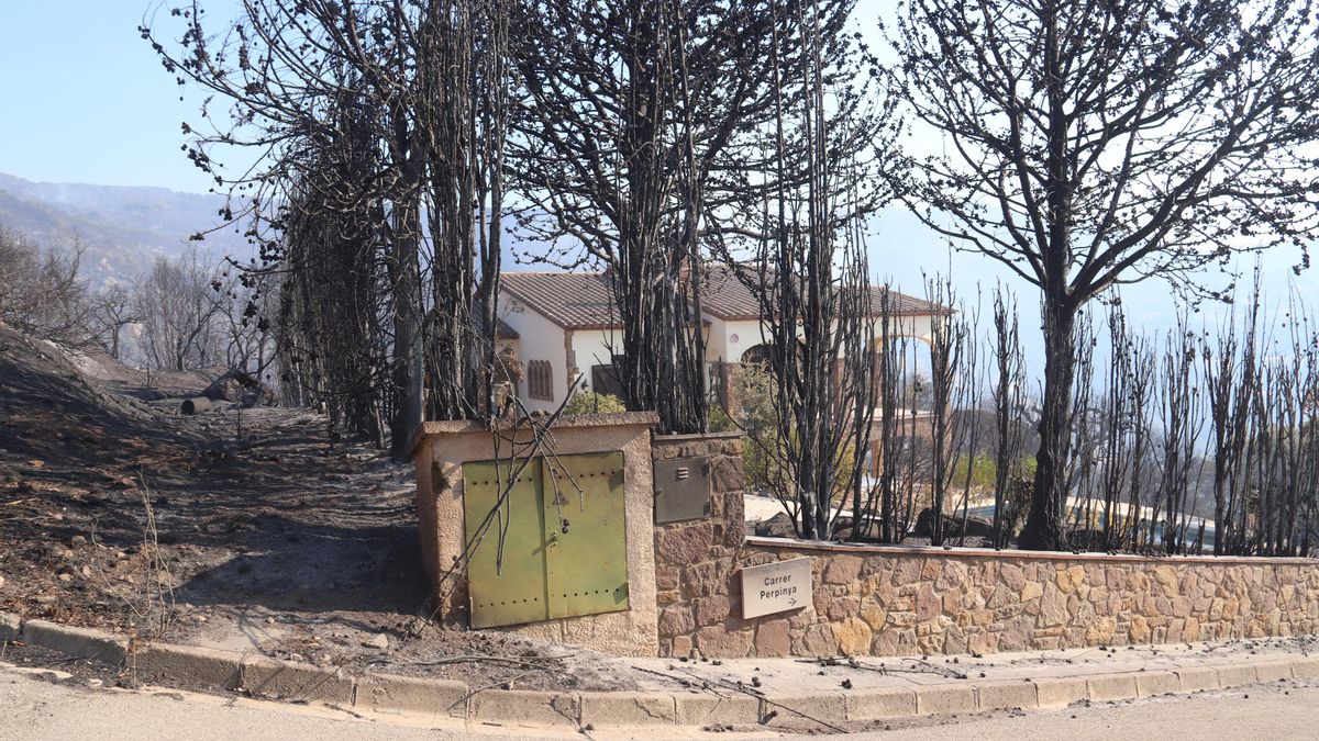 Una noche confinados en Calonge con las llamas a las puertas de la urbanización: "El miedo se adueña de ti"