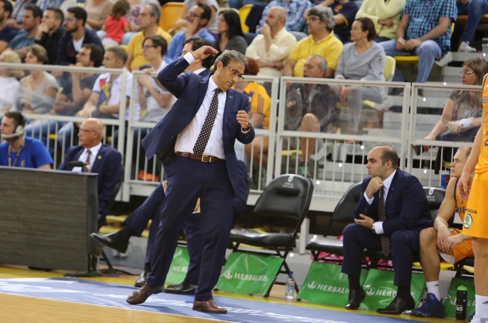 Imágenes del encuentro entre el Herbalife Gran Canaria y el Real Madrid. Alejandro Ramos.