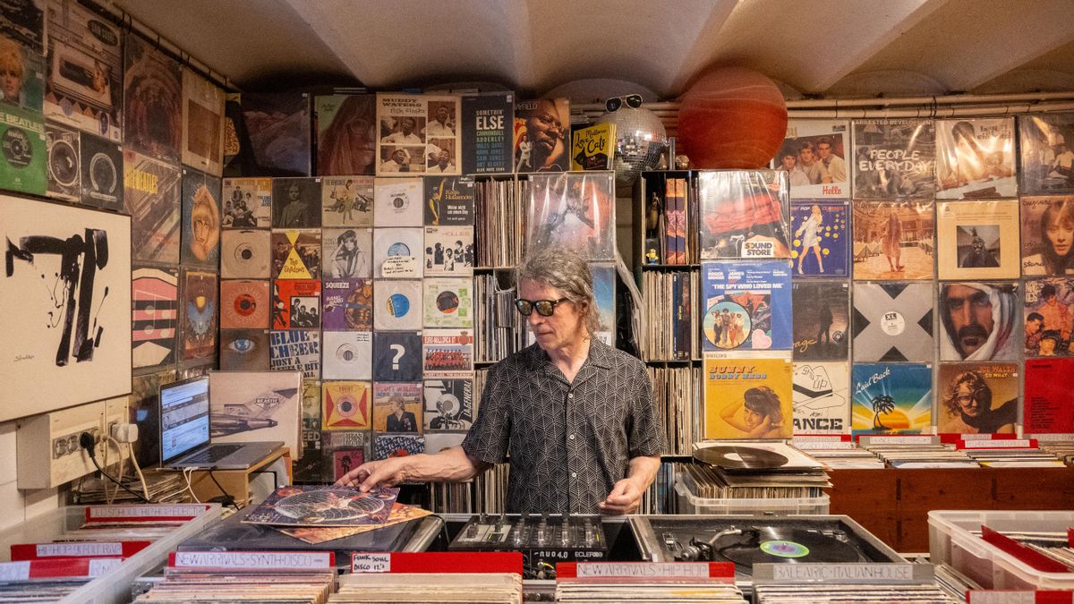 Esa filosofía —de escuchar, conversar y crear— guía sus planes de futuro, que incluyen recuperar conciertos íntimos, sesiones de DJ y cine para pequeños grupos.