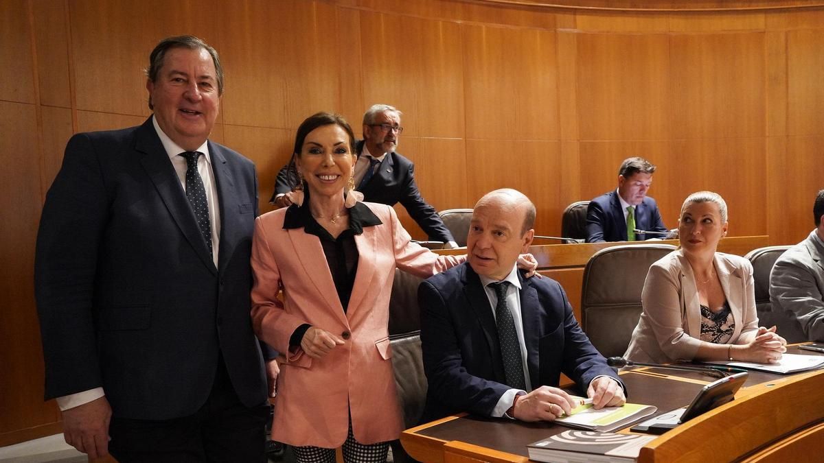 Una diputada de Vox en Aragón se mofa del calor en las aulas: "Los niños de ahora no son de mantequilla"