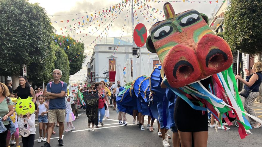 El pasacalles celebrado este miércoles en Agaete por por las Fiestas en Honor a Nuestra Señora de Las Nieves