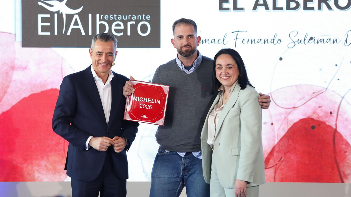 Los 16 restaurantes de Castilla-La Mancha Reconocidos por la Guía Michelin reciben sus placas en Toledo