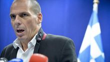 Varufakis arremete contra el plan pactado por Grecia con la troika.